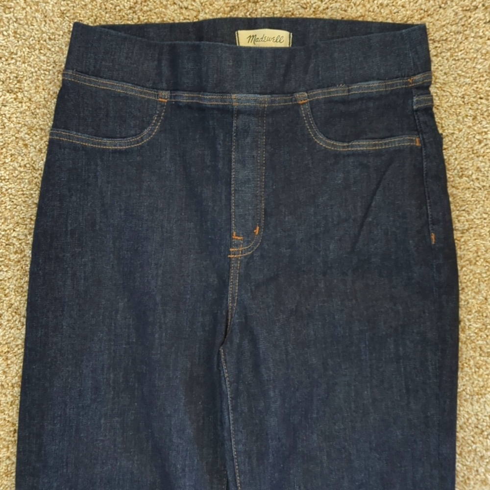 LIKE NEW Madewell Pull-On Skinny Flare Jeans in Heavenley Wash Size 27 - Picture 6 of 12